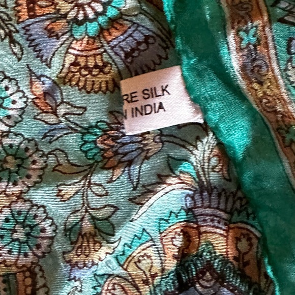 100% Pure Silk Long Scarf For Women - Picture 7 of 11